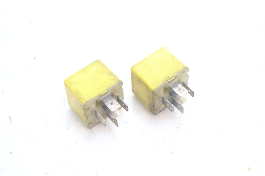 photo de ELECTRICAL RELAY PIAGGIO MP3 125 (2006 - 2014) - Main view