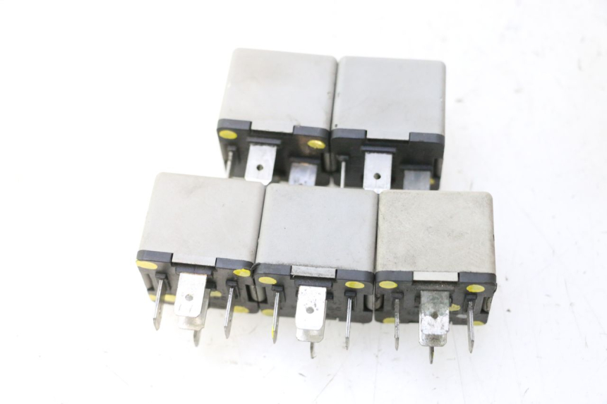 photo de ELECTRICAL RELAY PIAGGIO MP3 500 (2011 - 2015) - Zoom on usage condition
