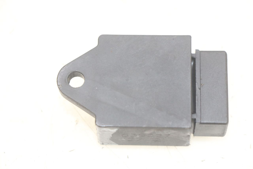 photo de ELECTRIC RELAY PIAGGIO NEW TYPHOON 50 (2010 - 2017) - Zoom on usage condition