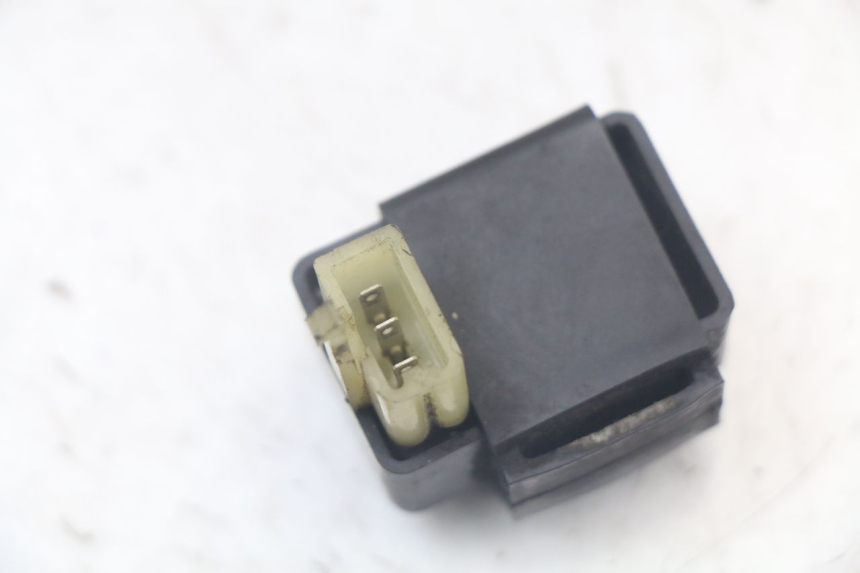 photo de ELECTRIC RELAY HONDA NTV DEAUVILLE 650 (1998 - 2001) - Main view