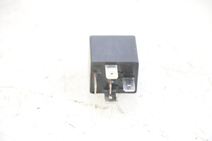 photo de ELECTRICAL RELAY HONDA PCX (JF47) 125 (2012 - 2013) - Component detail