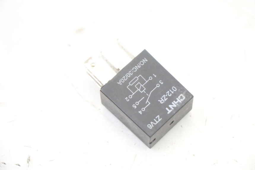 photo de ELECTRICAL RELAY PEUGEOT KISBEE 4T 50 (2018 - 2022) - Component detail