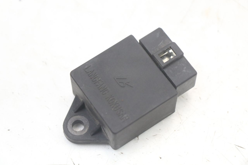 photo de ELECTRIC RELAY PIAGGIO NEW TYPHOON 50 (2010 - 2017) - Main view