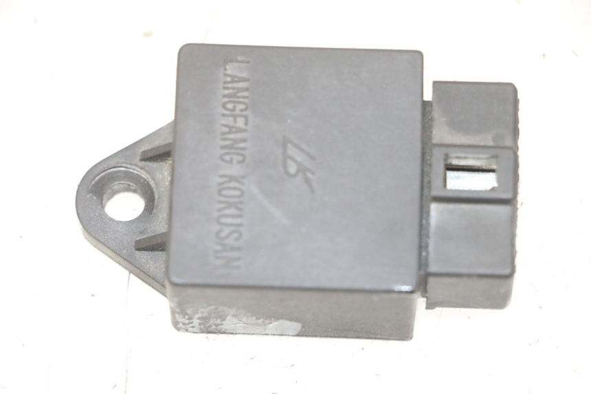 photo de ELECTRIC RELAY PIAGGIO VESPA S 2T 50 (2007 - 2014) - Component detail