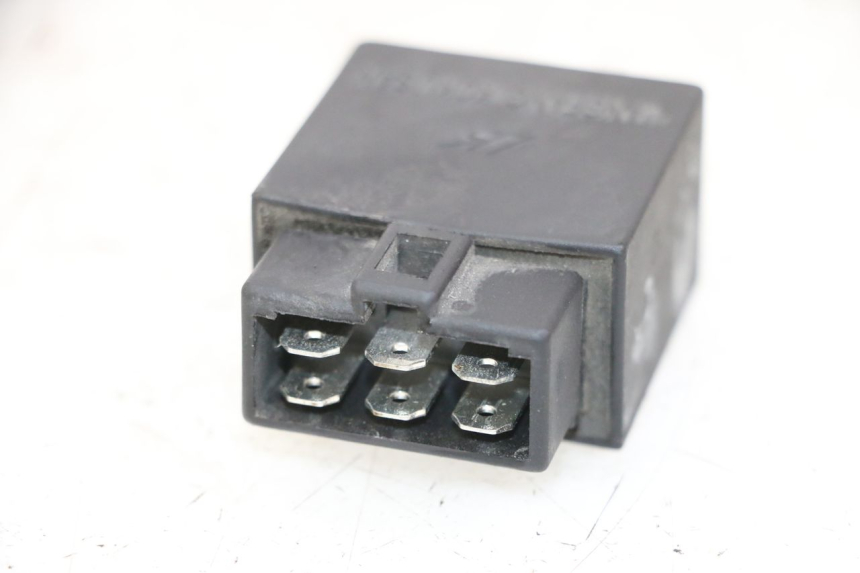 photo de ELECTRIC RELAY PIAGGIO VESPA S 2T 50 (2007 - 2014) - Zoom on usage condition