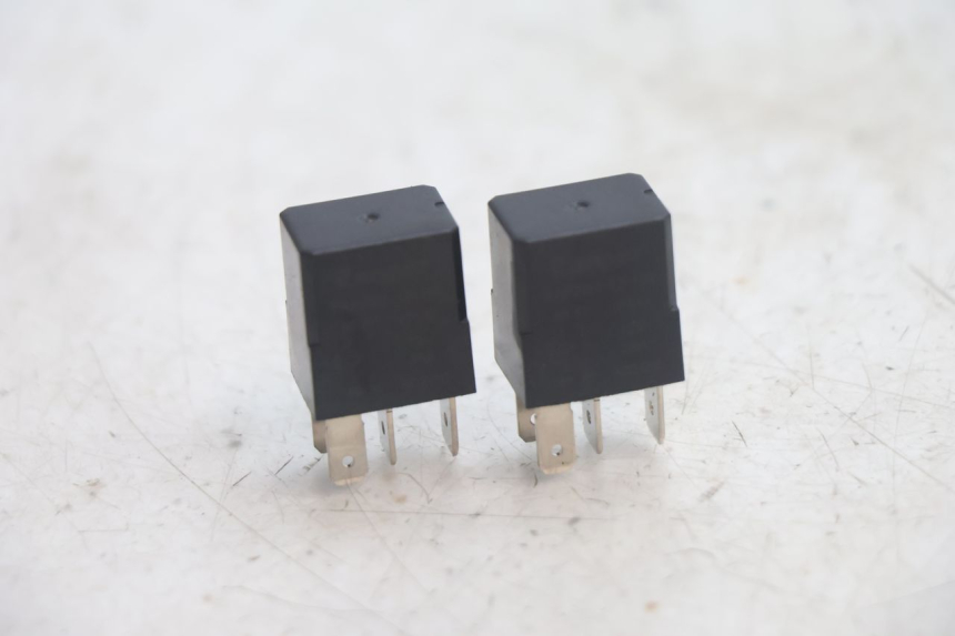 photo de RELAY JM MOTORS R-MAX TECH 50 (2024 - 2026) - Component detail