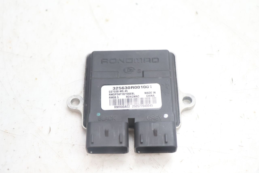 photo de RELAY JM MOTORS R-MAX TECH 50 (2024 - 2026) - Main view