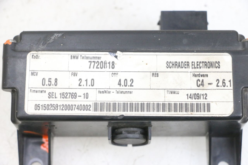 photo de ELECTRICAL RELAY BMW R RT ABS 1200 (2010 - 2014) - Alternative perspective