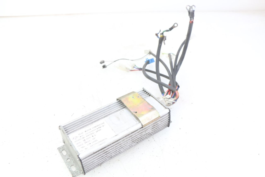 photo de ELECTRIC RELAY RED ELECTRIC RED E PRO 1 (2017 - 2019) - Surface and material condition