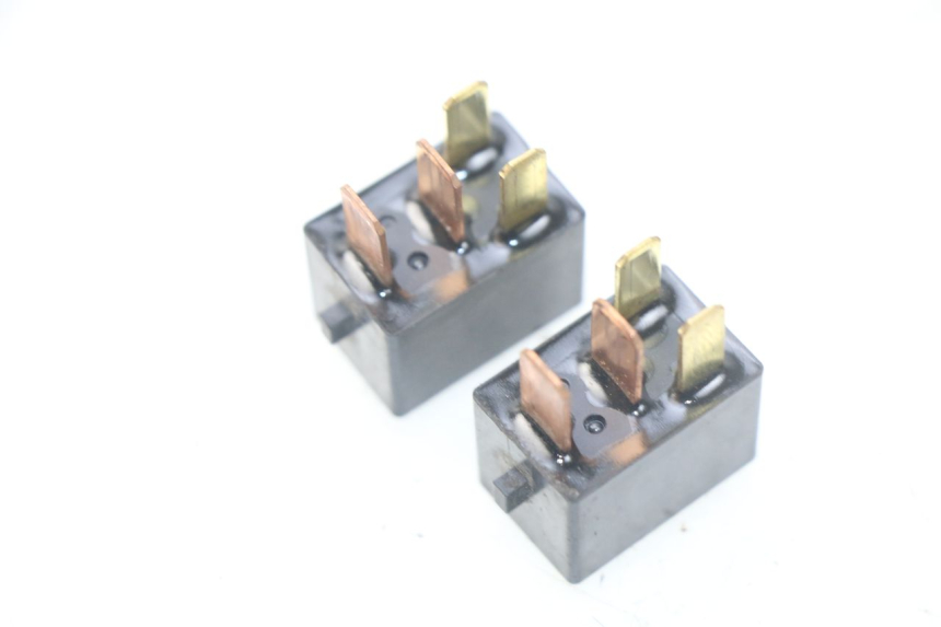 photo de ELECTRICAL RELAY TNT MOTOR ROMA 10' 4T 50 (2019 - 2022) - Zoom on usage condition