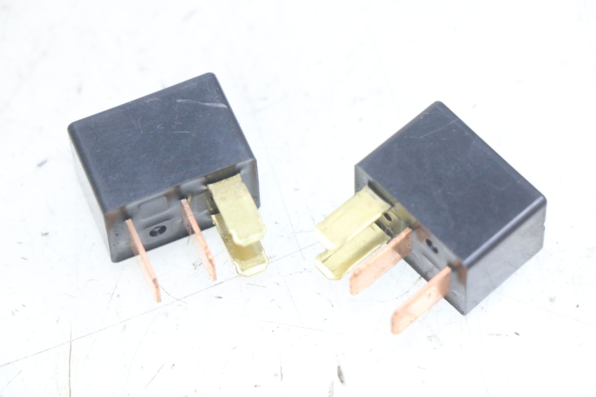 photo de ELECTRICAL RELAY TNT MOTOR ROMA 10' 4T 50 (2019 - 2022) - Zoom on usage condition