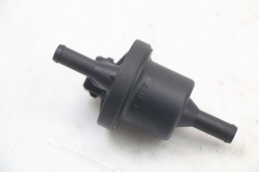 photo de RELAY ROYAL ENFIELD CONTINENTAL GT 650 (2019 - 2024) - Main view