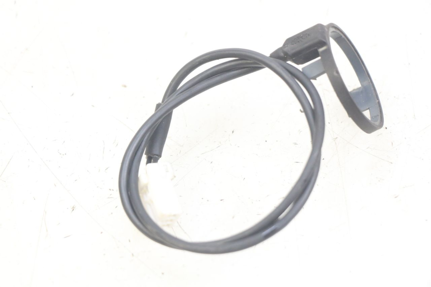 photo de ELECTRICAL RELAY PEUGEOT SATELIS 125 (2010 - 2012) - Alternative perspective