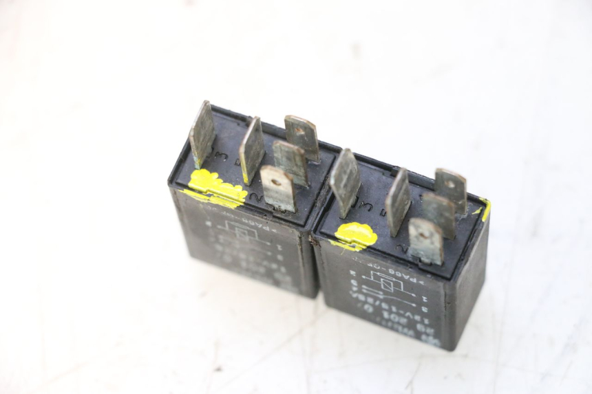photo de RELAY PEUGEOT SATELIS 125 (2013 - 2018) - Alternative perspective