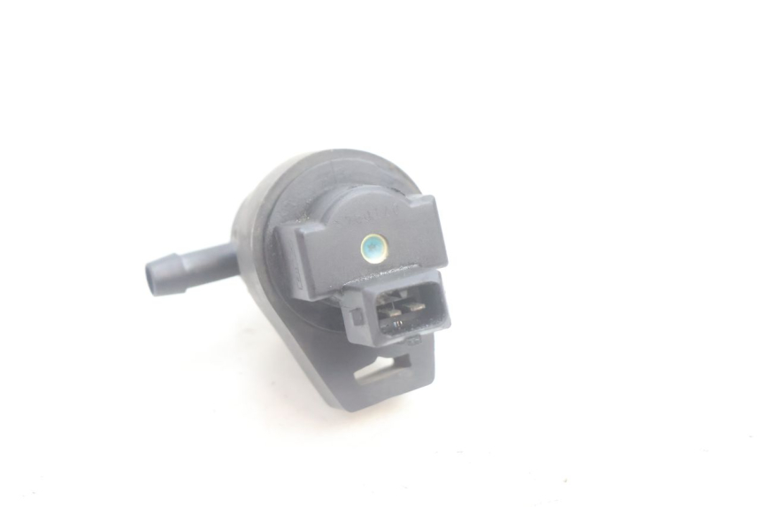 photo de ELECTRICAL RELAY PEUGEOT SATELIS 125 (2006 - 2009) - Alternative perspective