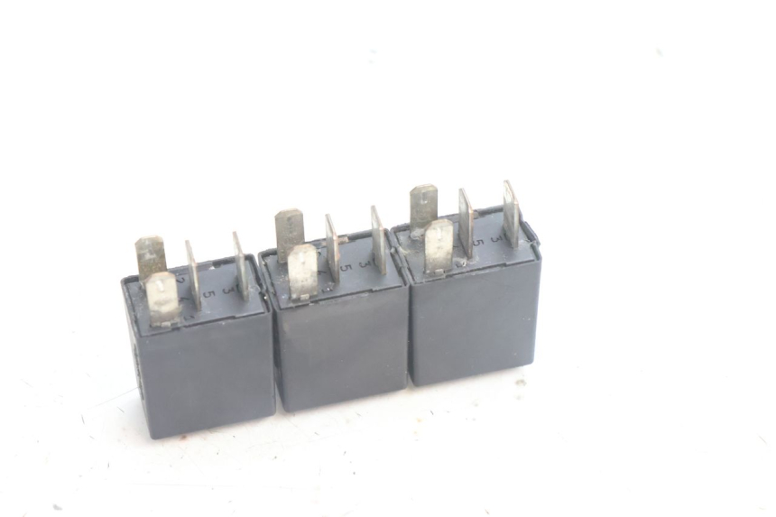photo de ELECTRICAL RELAY PEUGEOT SATELIS 125 (2006 - 2009) - Component detail