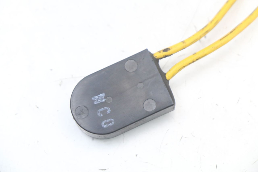 photo de RELAY APRILIA SCARABEO GT 125 (1999 - 2007) - Alternative perspective