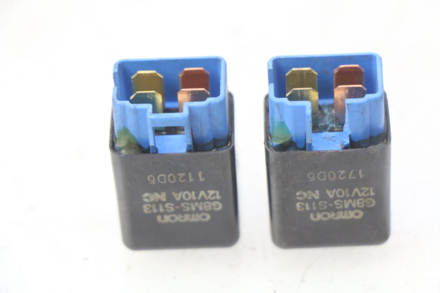 photo de ELECTRIC RELAY SUZUKI SIXTEEN 125 (2008 - 2010) - Component detail
