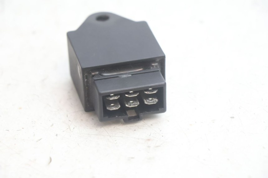 photo de ELECTRICAL RELAY APRILIA SR 2T 50 (2012 - 2017) - Technical close-up
