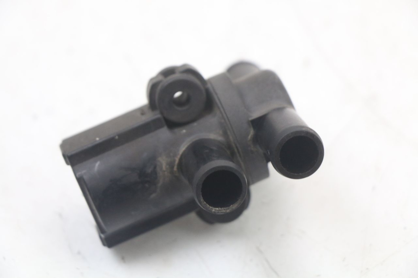 photo de RELAY SUZUKI GSR 750 (2011 - 2017) - Technical close-up