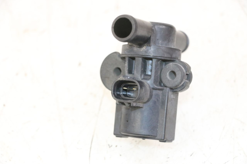 photo de RELAY SUZUKI GSX F GSXF 650 (2007 - 2015) - Alternative perspective