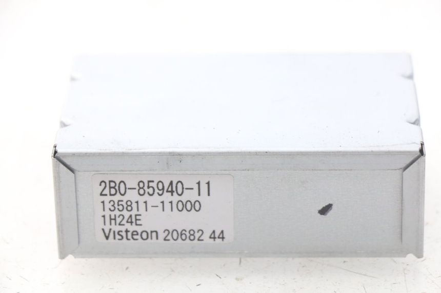 photo de ELECTRICAL RELAY YAMAHA TDM ABS 900 (2002 - 2014) - Alternative perspective