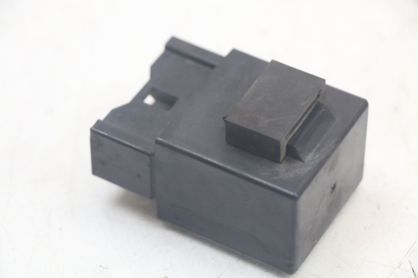 photo de ELECTRICAL RELAY YAMAHA TDM ABS 900 (2002 - 2014) - Alternative perspective