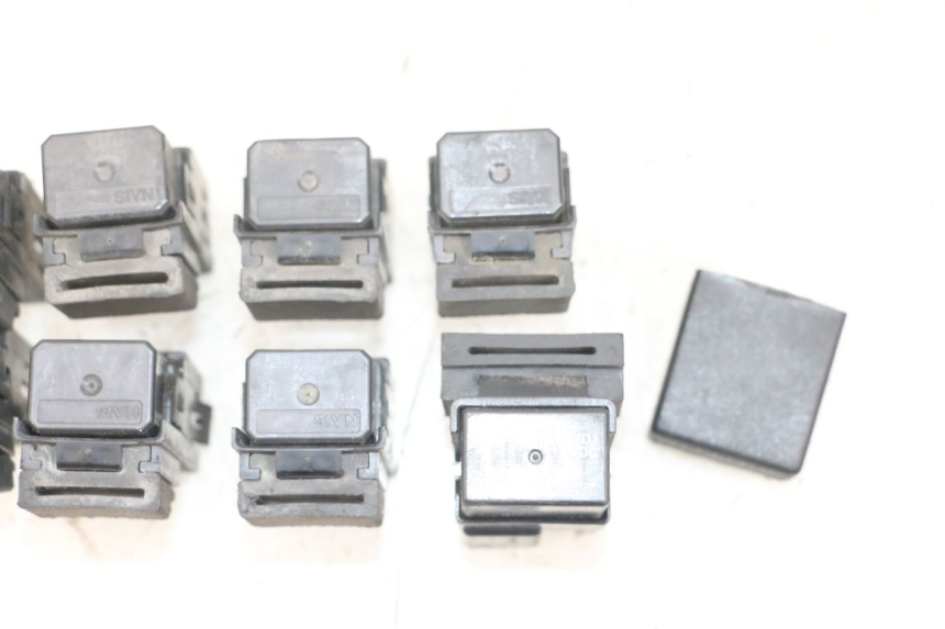 photo de ELECTRICAL RELAY YAMAHA TDM ABS 900 (2002 - 2014) - Alternative perspective