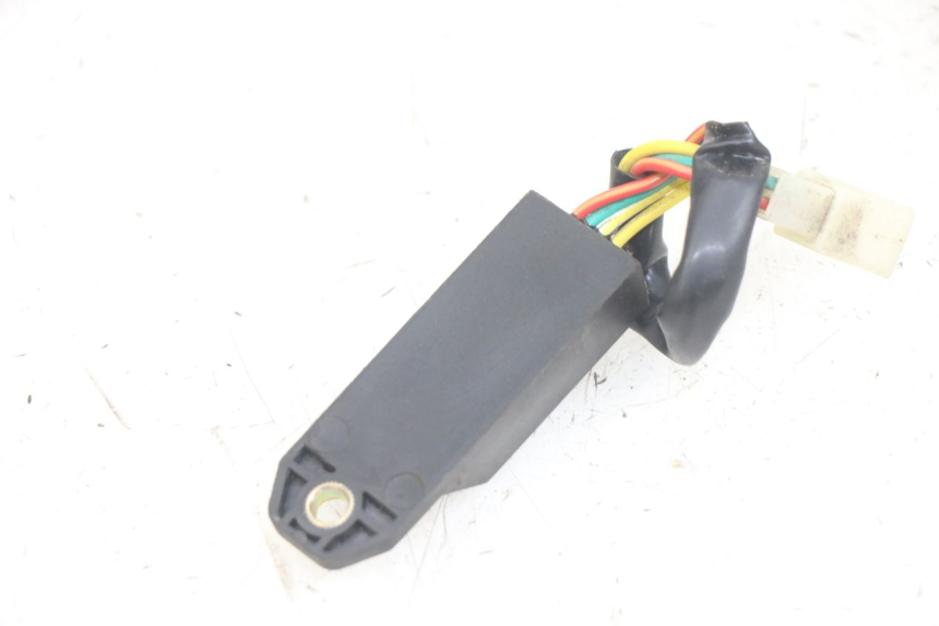 photo de ELECTRICAL RELAY PEUGEOT TWEET 4T 50 (2014 - 2019) - Component detail