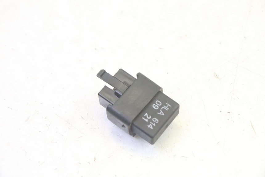 photo de RELAY PEUGEOT TWEET PRO EFI 4T 50 (2021 - 2022) - Component detail