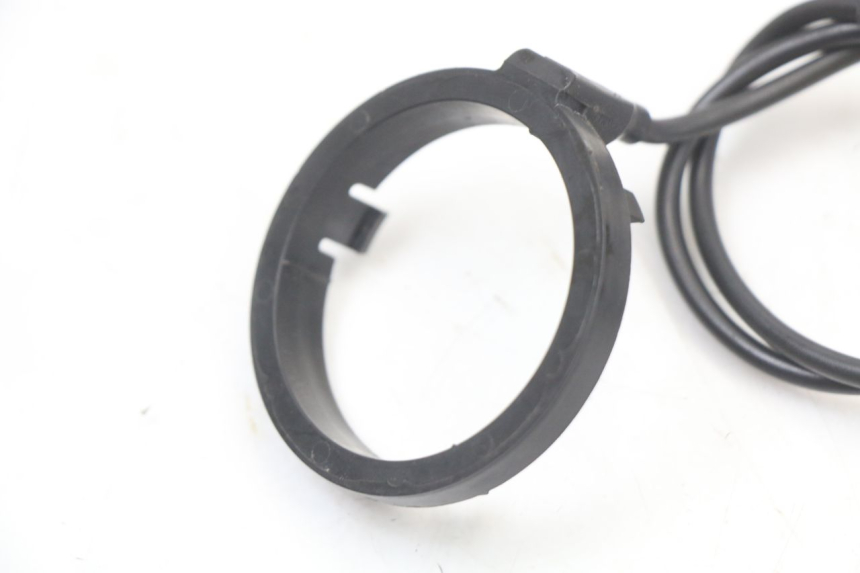 photo de ELECTRICAL RELAY PIAGGIO VESPA LX 125 (2005 - 2010) - Component detail