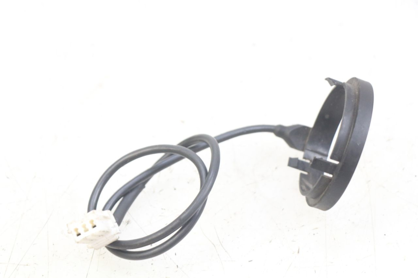 photo de ELECTRICAL RELAY PIAGGIO VESPA LXV 125 (2006 - 2009) - Component detail