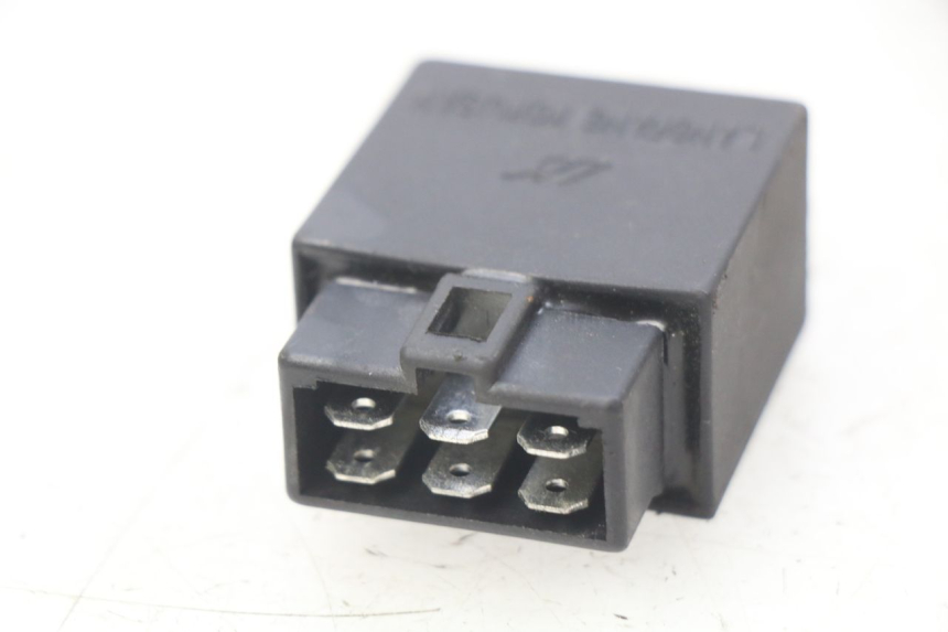 photo de ELECTRICAL RELAY PIAGGIO VESPA PRIMAVERA 2T 50 (2013 - 2018) - Component detail