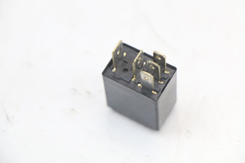 photo de RELAY PIAGGIO VESPA PRIMAVERA 4T 50 (2021 - 2024) - Component detail