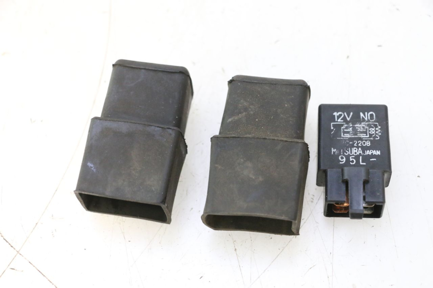 photo de ELECTRICAL RELAY HONDA VFR FI RC46 800 (1998 - 2001) - Main view
