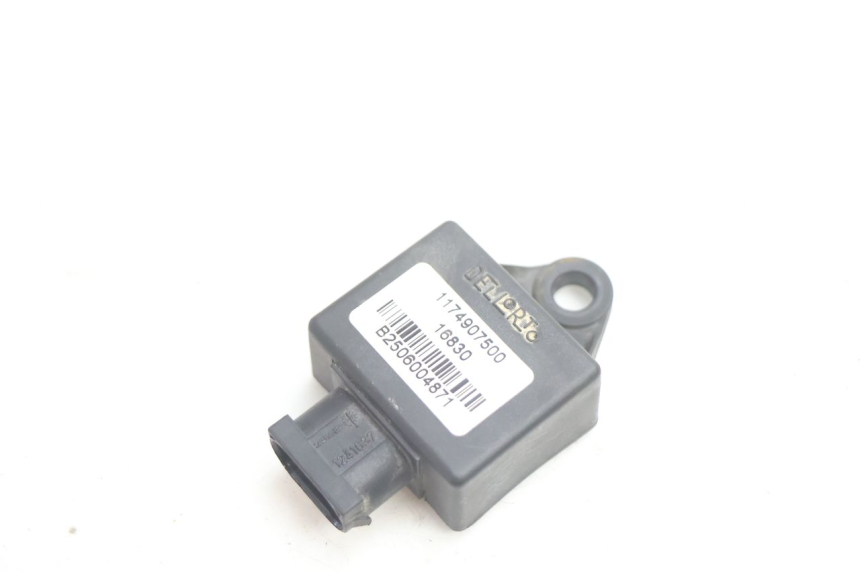 photo de ELECTRICAL RELAY PEUGEOT VIVACITY 50 (2004 - 2009) - Main view