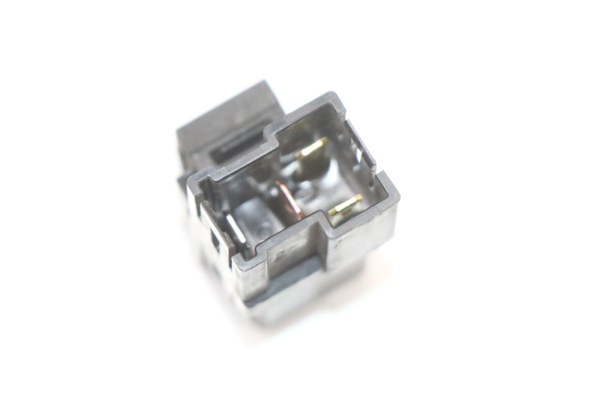 photo de ELECTRIC RELAY YAMAHA XMAX X-MAX ABS 125 (2017 - 2020) - Component detail