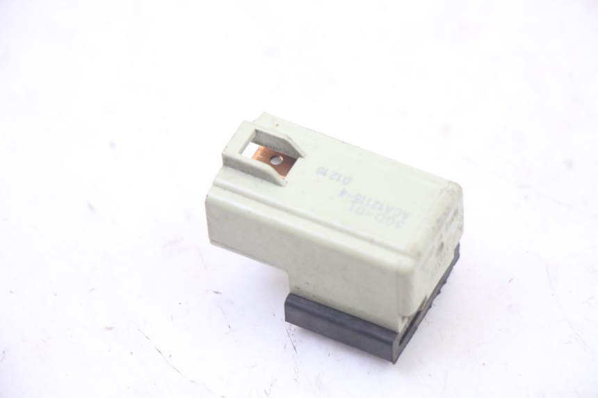 photo de ELECTRICAL RELAY YAMAHA X-MAX XMAX 125 (2010 - 2013) - Component detail