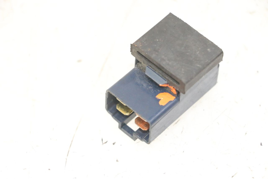 photo de ELECTRICAL RELAY YAMAHA XMAX X-MAX 125 (2006 - 2009) - Zoom on usage condition