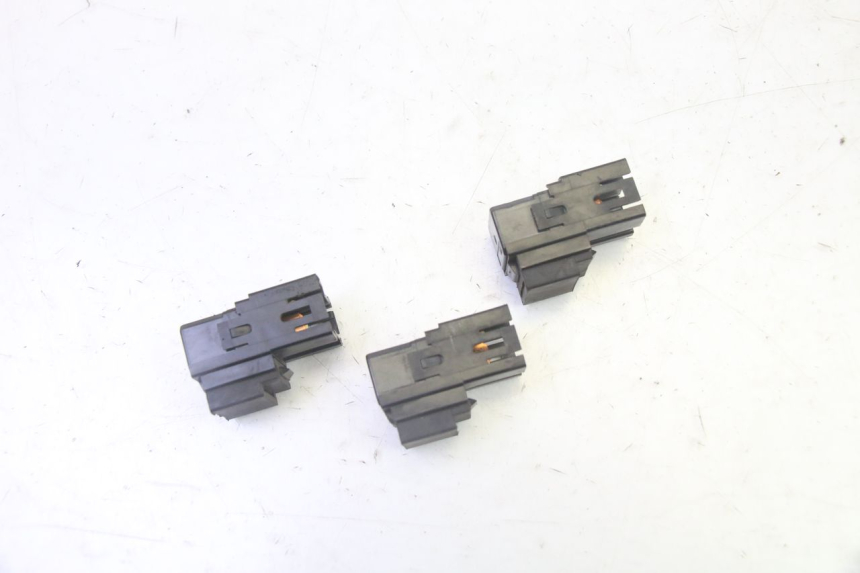 photo de ELECTRICAL RELAY YAMAHA X-MAX XMAX 125 (2010 - 2013) - Main view