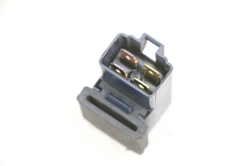 photo de ELECTRICAL RELAY YAMAHA XMAX X-MAX 125 (2006 - 2009) - Alternative perspective