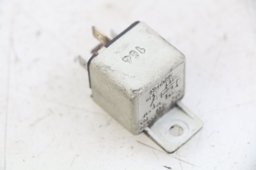 photo de ELECTRICAL RELAY PIAGGIO X8 125 (2004 - 2007) - Component detail