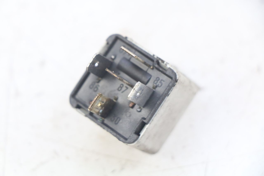 photo de ELECTRICAL RELAY PIAGGIO X8 125 (2004 - 2007) - Zoom on usage condition