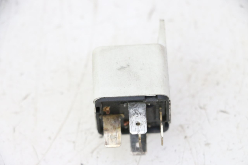 photo de ELECTRIC RELAY PIAGGIO X9 EVOLUTION 125 (2003 - 2007) - Zoom on usage condition