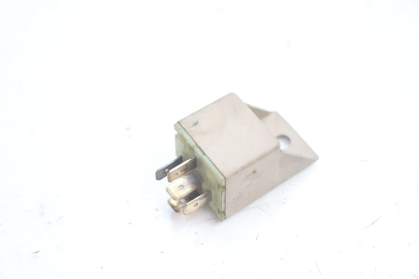photo de ELECTRIC RELAY PIAGGIO X9 EVOLUTION 125 (2003 - 2007) - Zoom on usage condition