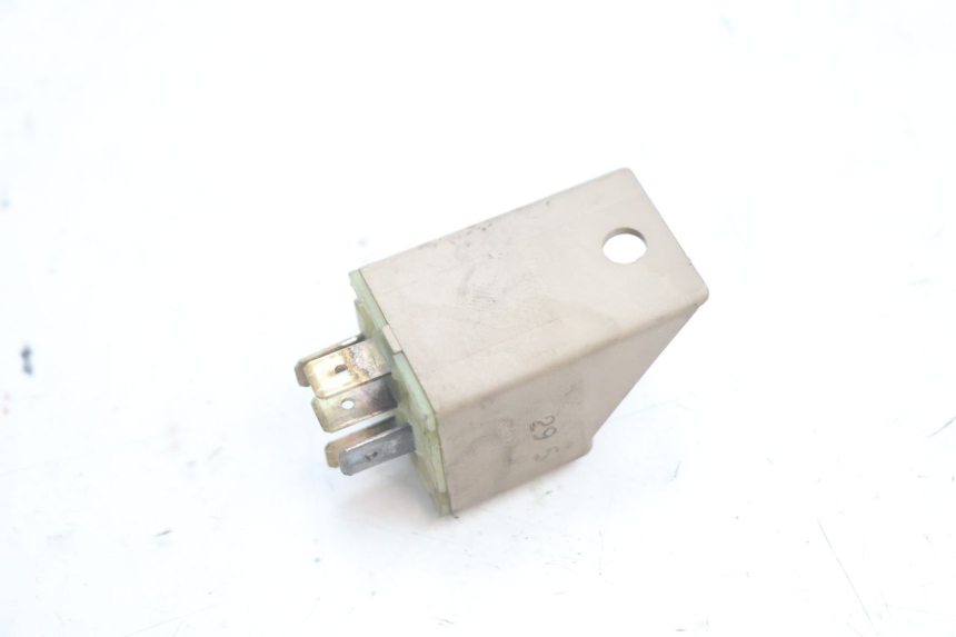 photo de ELECTRIC RELAY PIAGGIO X9 EVOLUTION 125 (2003 - 2007) - Technical close-up