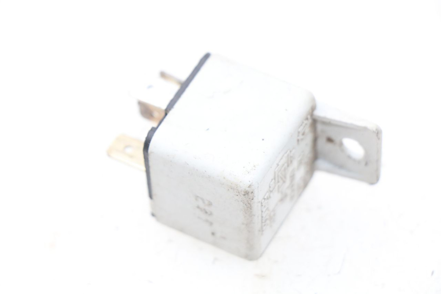 photo de ELECTRICAL RELAY PIAGGIO X9 125 (2000 - 2003) - Component detail