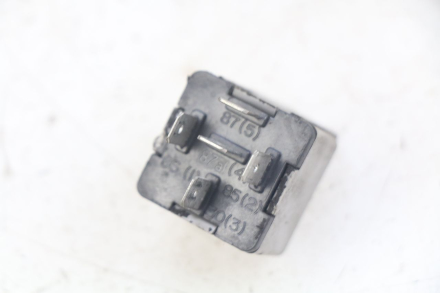 photo de ELECTRIC RELAY PIAGGIO XEVO - X EVO 125 (2007 - 2017) - Zoom on usage condition