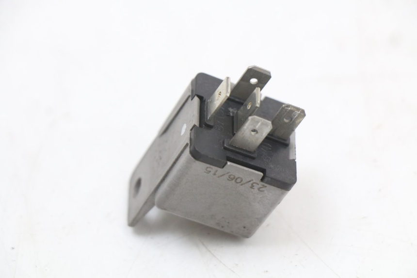 photo de ELECTRIC RELAY PIAGGIO XEVO - X EVO 125 (2007 - 2017) - Zoom on usage condition