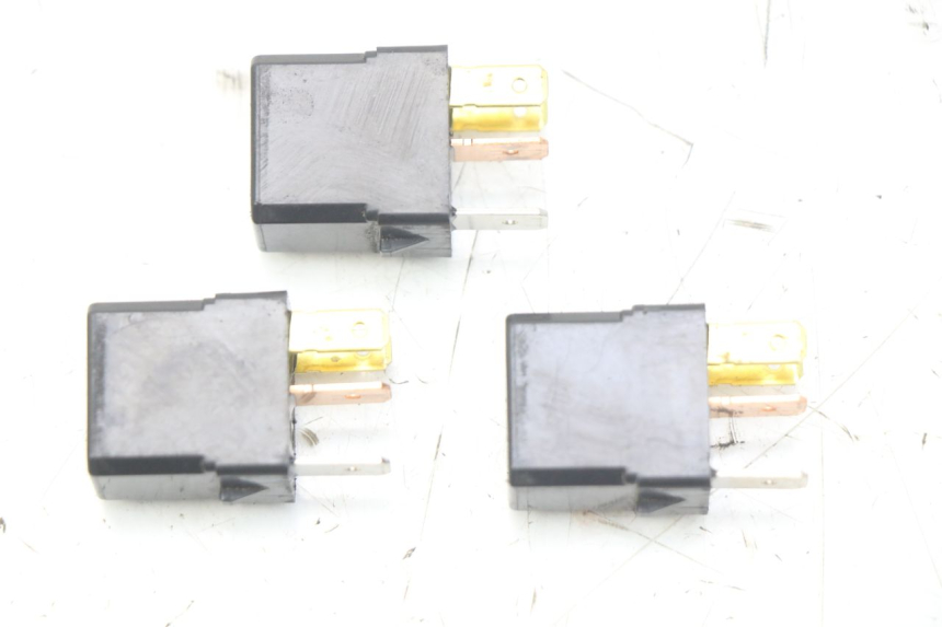 photo de ELECTRICAL RELAY YAMAHA XP T-MAX TMAX 500 (2004 - 2007) - Component detail